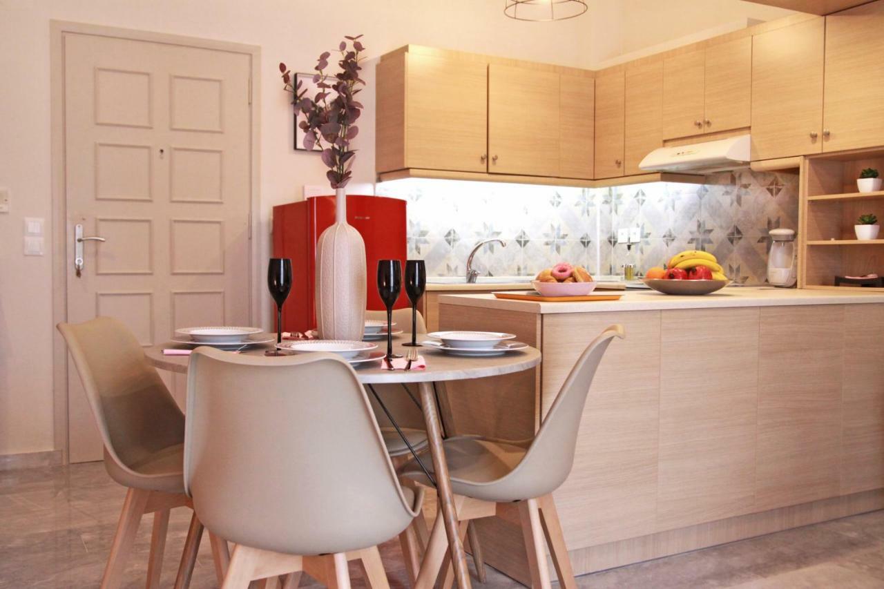 Tres Jolie - Stylish Cityheart Apartment レティムノ エクステリア 写真