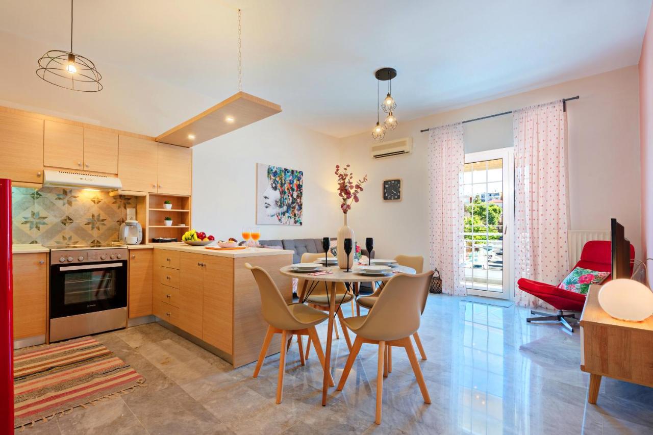 Tres Jolie - Stylish Cityheart Apartment レティムノ エクステリア 写真