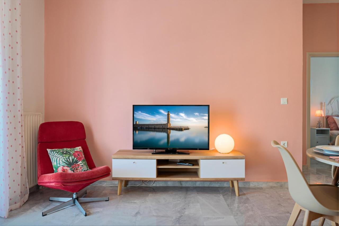 Tres Jolie - Stylish Cityheart Apartment レティムノ エクステリア 写真